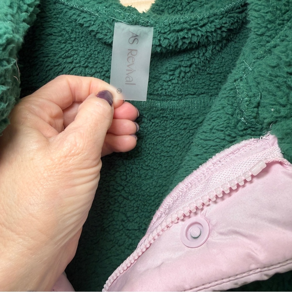 As Revival Alrar’d state Oversized Sherpa Like New XS - Picture 11 of 11